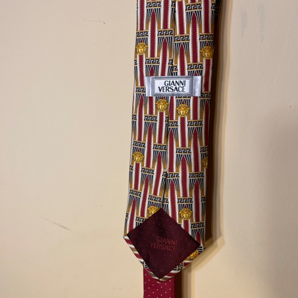 Versace Silk Tie Red and Gold Patterned Tie - Picture 4 of 6